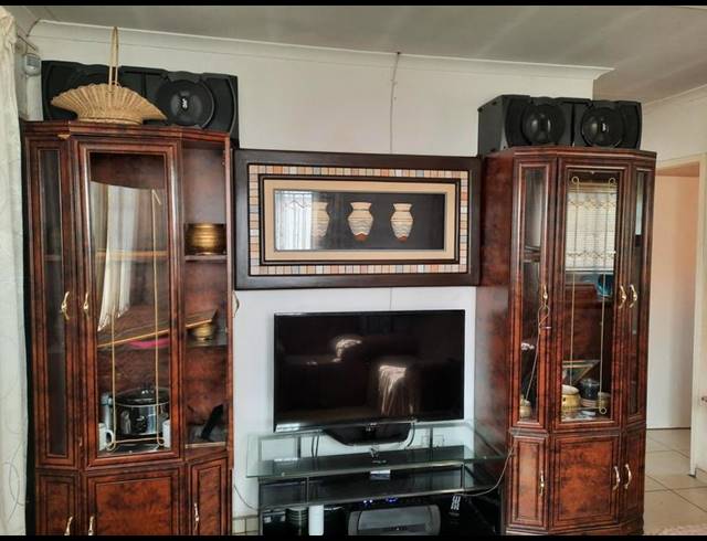 2 BEDROOM HOUSE FOR SALE IN PALM SPRINGS